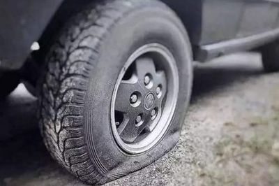 汽車換輪胎時要注意:大車胎跟小車胎有差距,要了解它們的優缺點