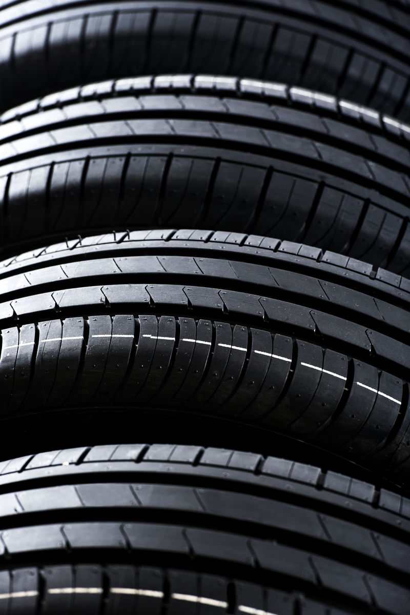 夏季汽車輪胎圖片素材-創意圖片素材-jpg圖片格式-mac下載素材下載