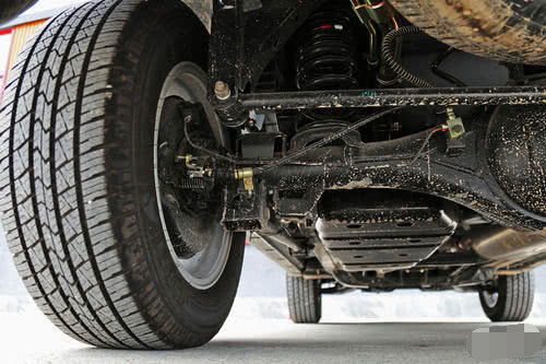 汽車輪胎有講究,寬的好還是窄的好 聽聽老司機(jī)怎么說(shuō)